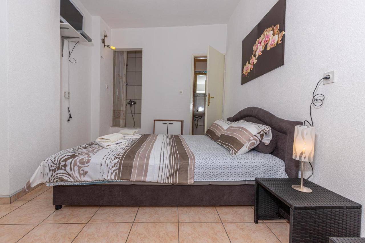 Apartmani Gabrijela Crikvenica Exterior foto
